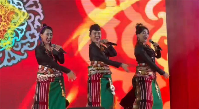 Embaixada da China em Angola realiza recep??o para celebrar 40o aniversário das rela??es diplomáticas China-Angola