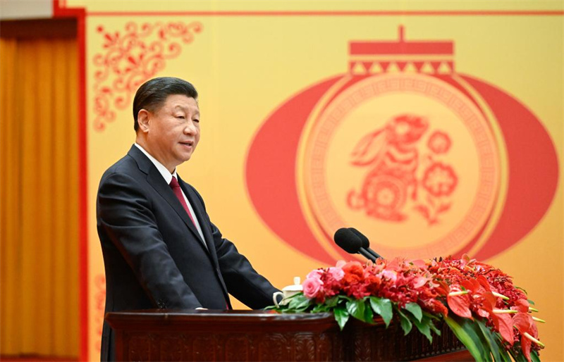Xi Jinping estende sauda??es da Festa da Primavera a todos os chineses, pedindo trabalho sólido para criar um futuro melhor
