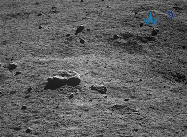 Novas fotos do rover lunar da China s?o divulgadas com bên??os de Ano Novo

