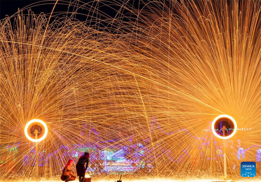 Galeria: chineses desfrutam de férias do Festival da Primavera