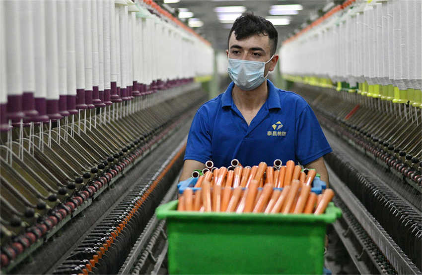 Empresas de Xinjiang agilizam opera??es após Festival da Primavera