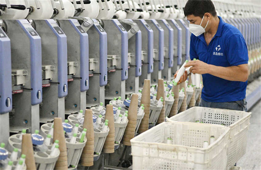 Empresas de Xinjiang agilizam opera??es após Festival da Primavera