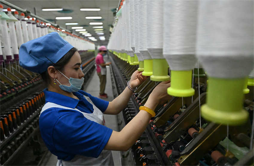 Empresas de Xinjiang agilizam opera??es após Festival da Primavera