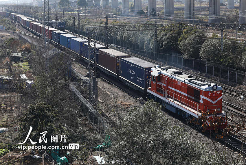 Yiwu: linha ferroviária China-Europa registra aumento de circula??o de 172.1%
