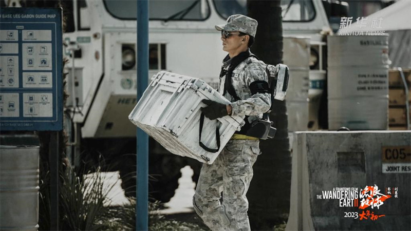 The Wandering Earth II: exoesqueletos mecanicos usados no filme n?o usaram efeitos especiais