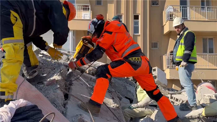 Diário de resgate na Turquia: 7 sobreviventes resgatados