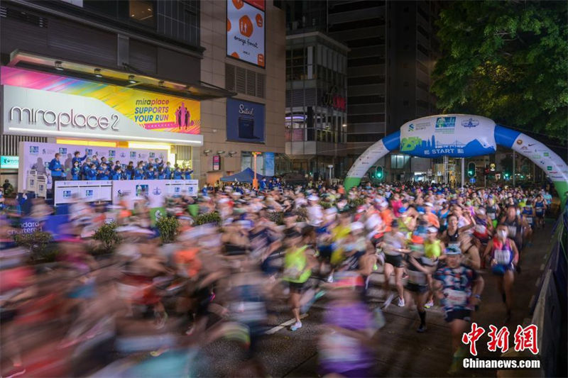 25a Maratona Standard Chartered Hong Kong é iniciada com mais participantes
