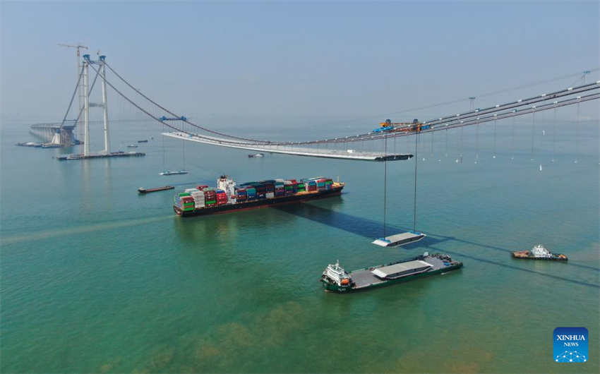 Ponte Lingdingyang está em constru??o em Guangdong 