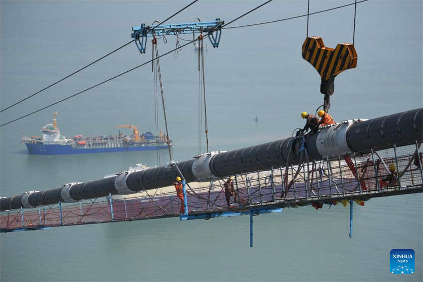 Ponte Lingdingyang está em constru??o em Guangdong 