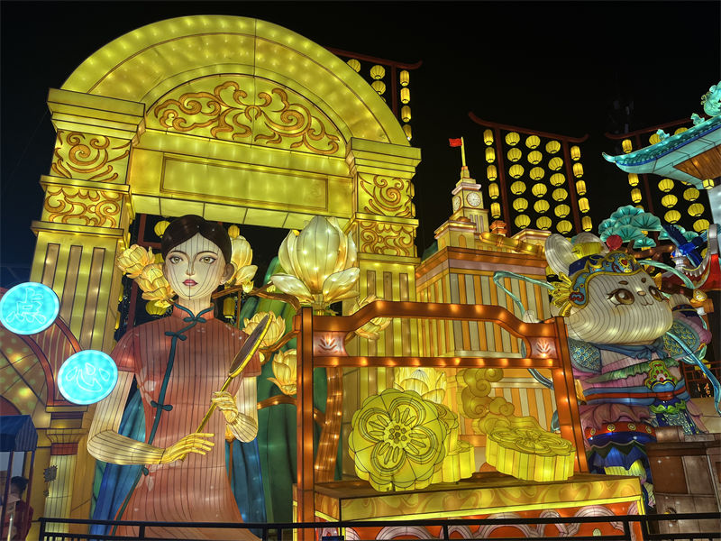 Sichuan realiza 29o Festival Internacional de Lanternas de Dinossauros e da Feira de Negócios de Zigong