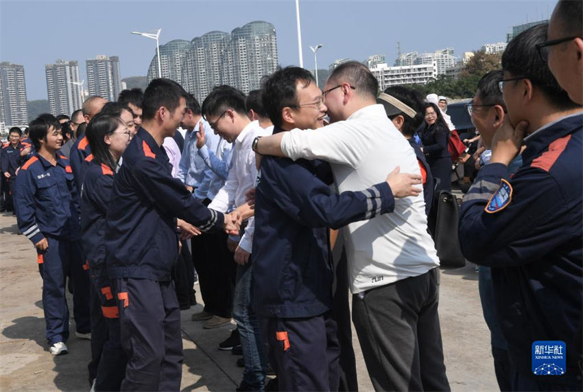 Navio de pesquisa chinês conclui miss?o de pesquisa em águas profundas em águas próximas à Oceania