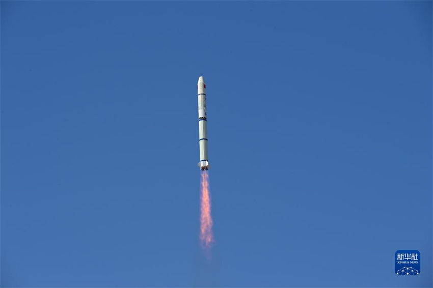 China lan?a novo satélite com sucesso