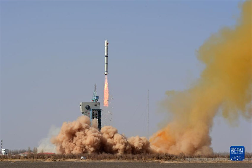 China lan?a novo satélite com sucesso