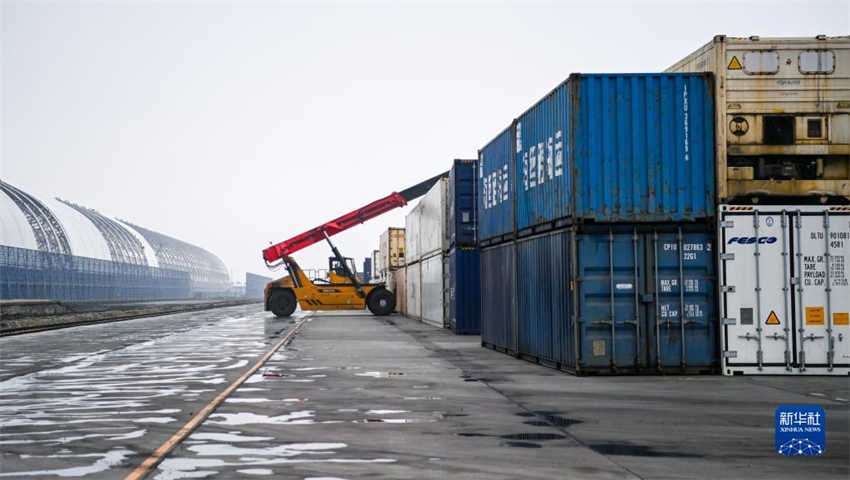 Jilin: cidade fronteiri?a sino-russa registra elevada atividade comercial