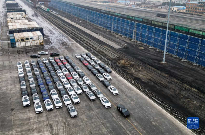 Jilin: cidade fronteiri?a sino-russa registra elevada atividade comercial