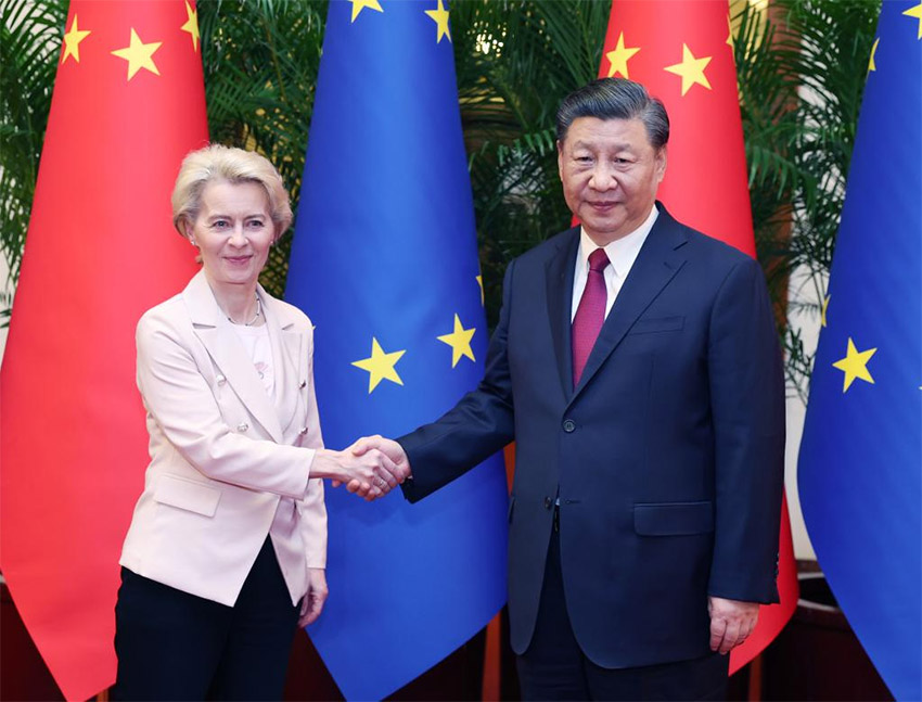 Xi Jinping realiza reuni?o trilateral com Macron e von der Leyen