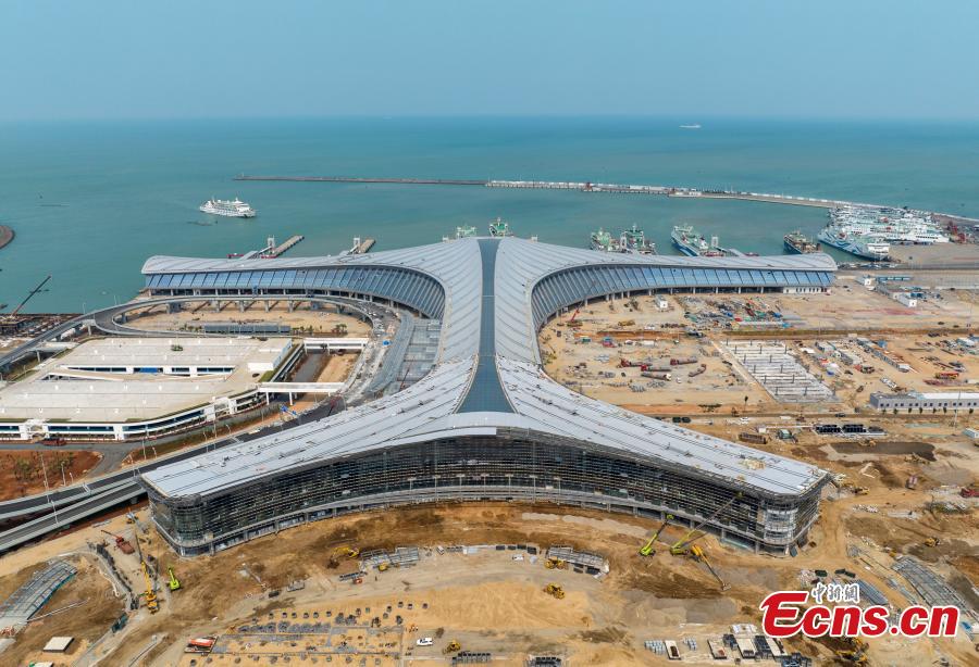 Hub do terminal de Xinhai está em constru??o no sul da China
