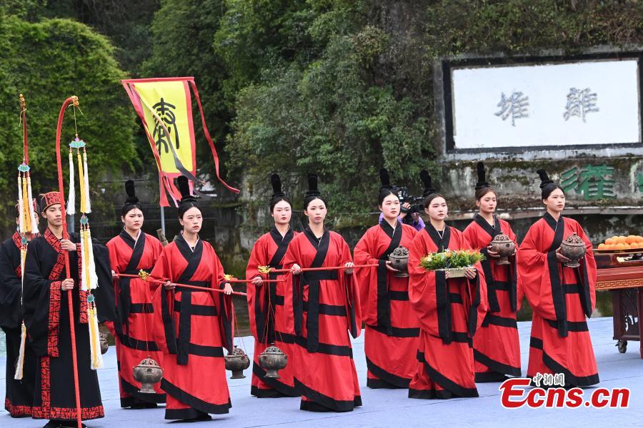 Galeria: Festival de Libera??o de água realizado em Sichuan