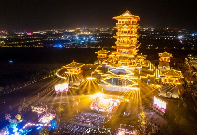 40o Festival Cultural de Pe?nias de Luoyang foi inaugurado na província chinesa de Henan