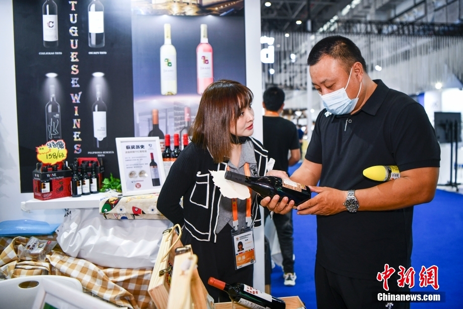 Pavilh?o de Macau da CICPE atrai novos negócios