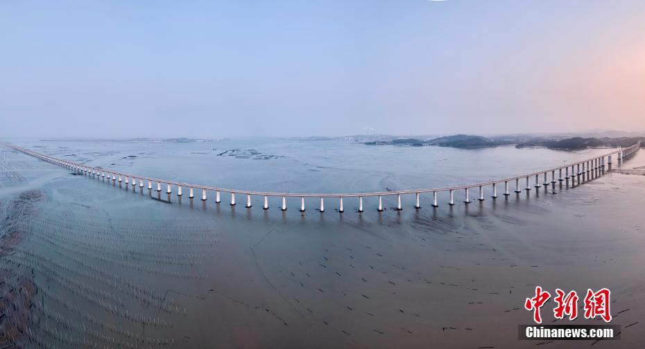 Galeria: trem de alta velocidade Fuzhou-Xiamen-Zhangzhou está em constru??o