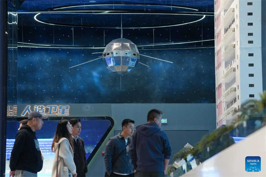 Museu Espacial da China reabre para o público após renova??o