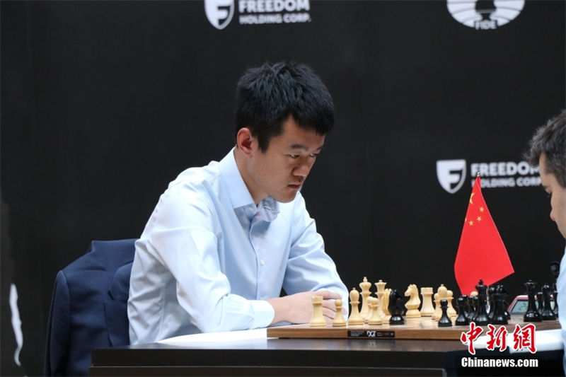 Ding Liren se torna primeiro chinês campe?o mundial de xadrez