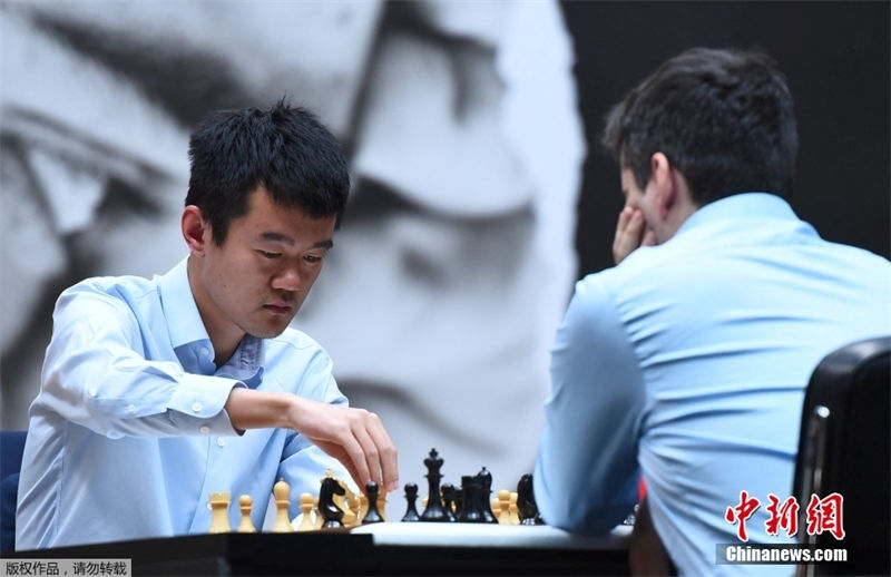 Ding Liren se torna primeiro chinês campe?o mundial de xadrez