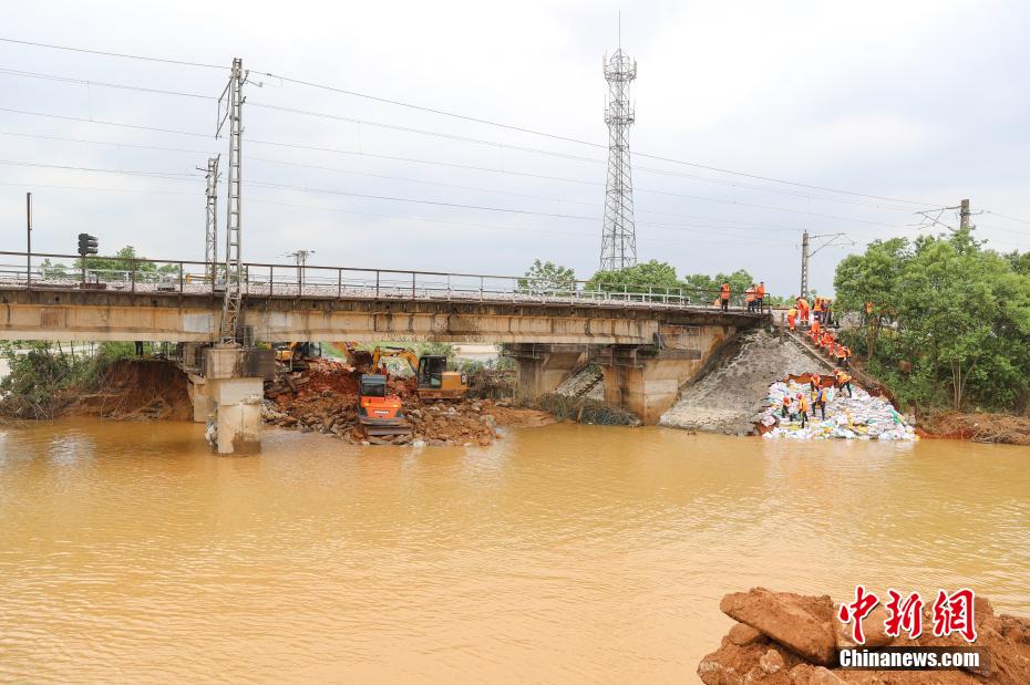 Galeria: desimpedimento de barragem em Jiangxi