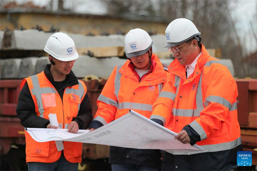 Ferrovia Hungria-Sérvia está em constru??o