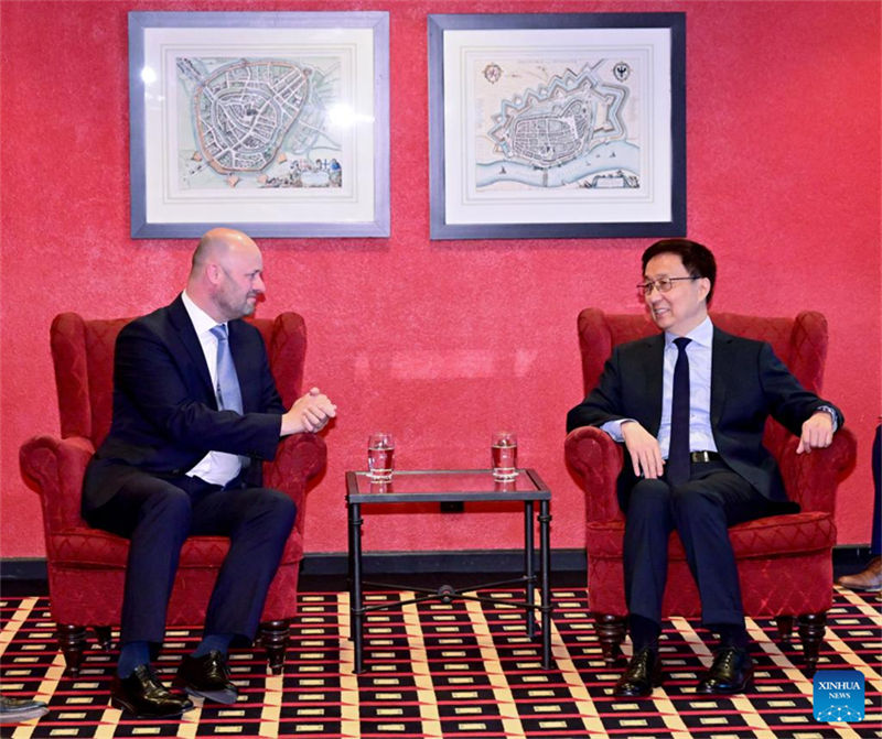 China e Holanda prometem enfrentar conjuntamente mudan?as climáticas