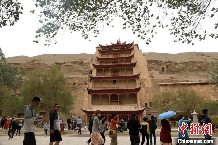 Recep??o turística de Dunhuang atinge novo recorde