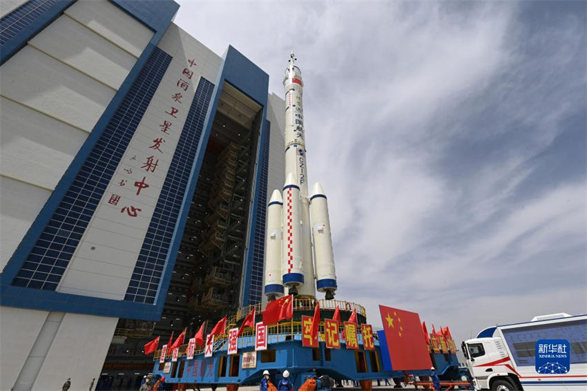China se prepara para lan?ar nave espacial tripulada Shenzhou-16