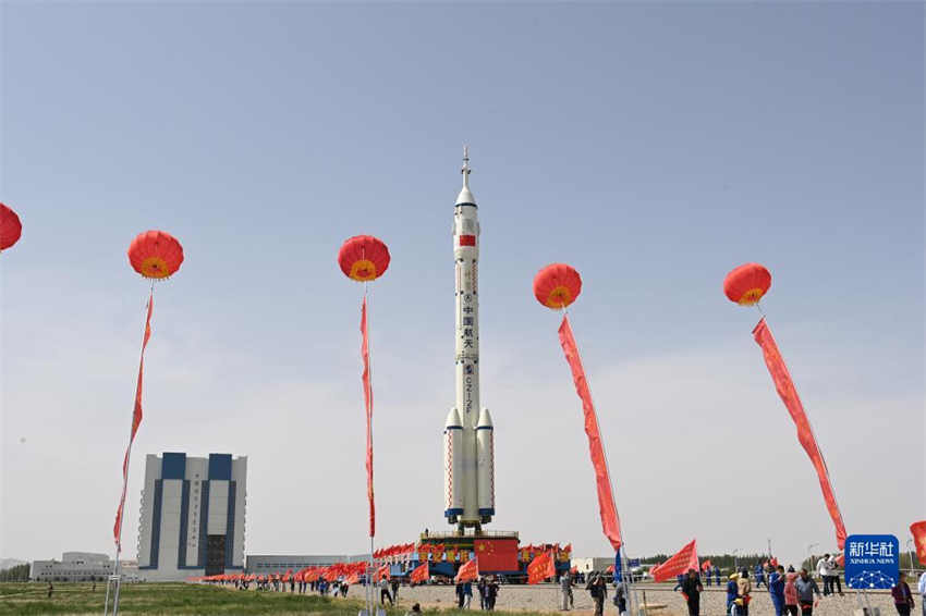 China se prepara para lan?ar nave espacial Shenzhou-16