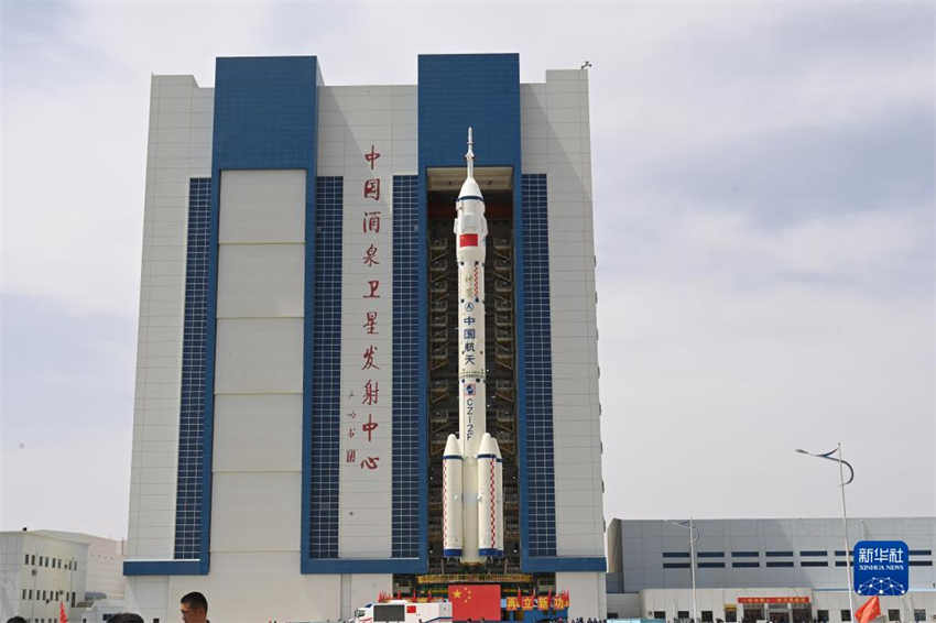 China se prepara para lan?ar nave espacial Shenzhou-16