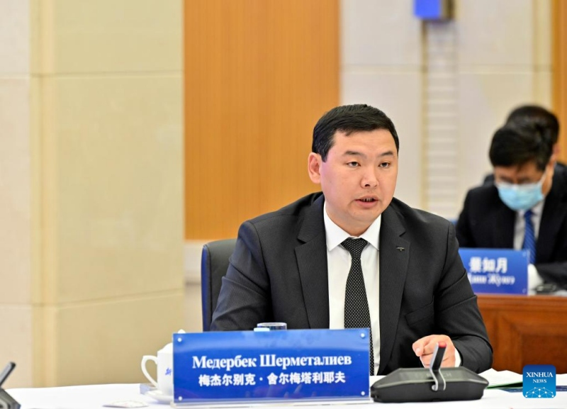 Fórum busca impulsionar coopera??o midiática entre China e países da ásia Central