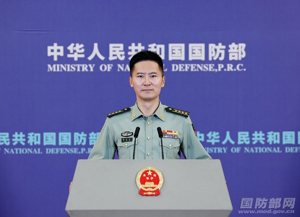 China pede aos EUA que destruam estoque de armas químicas conforme prometido