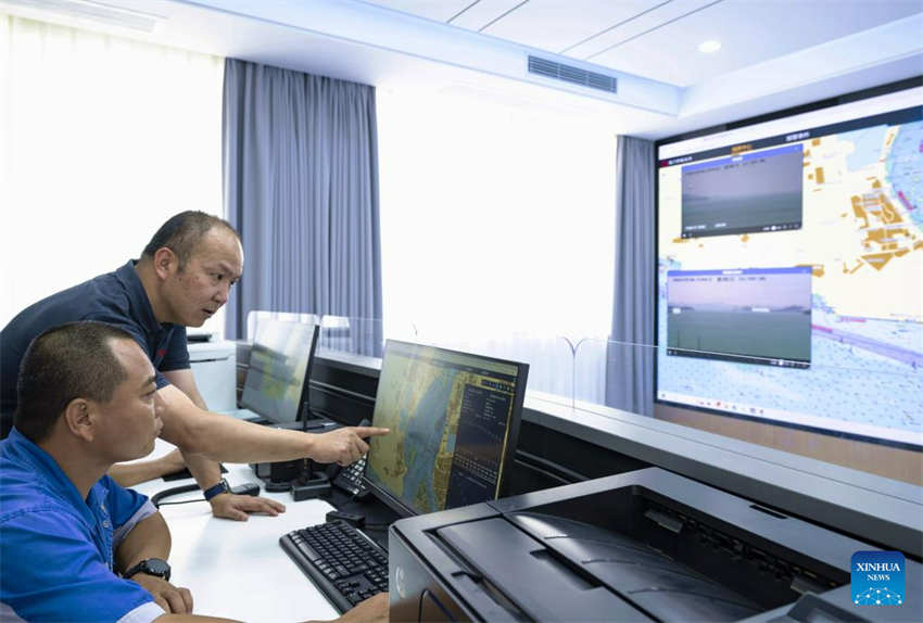 Esta??o de saneamento oceanico se dedica à remo??o de lixo marinho no sudeste da China