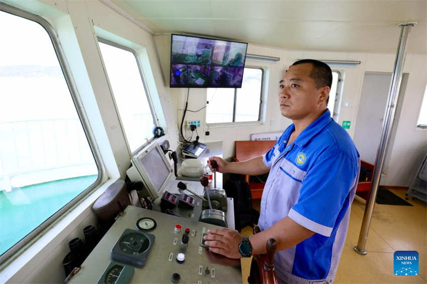 Esta??o de saneamento oceanico se dedica à remo??o de lixo marinho no sudeste da China