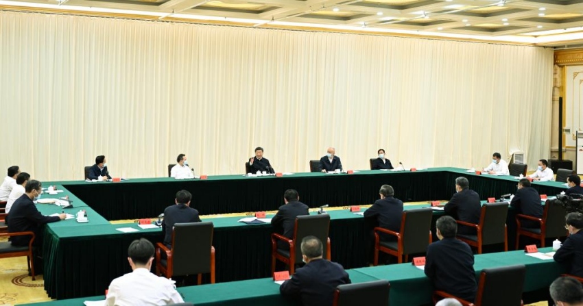 Xi Jinping pede esfor?os sustentados para controlar a desertifica??o