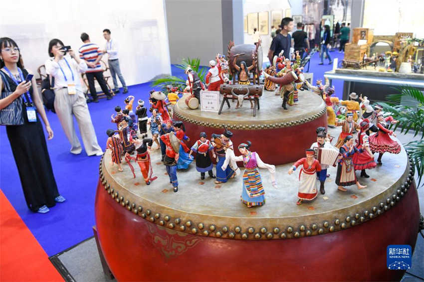 Feira Internacional das Indústrias Culturais é aberta em Shenzhen
