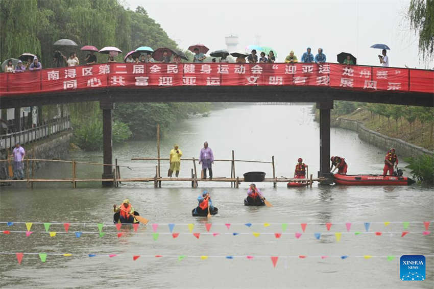 Residentes em Zhejiang celebram o próximo Festival do Barco do Drag?o