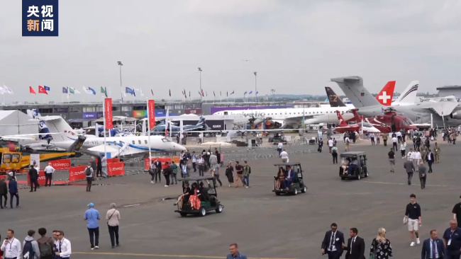 Empresas chinesas apresentam várias novidades no 54o Paris Air Show