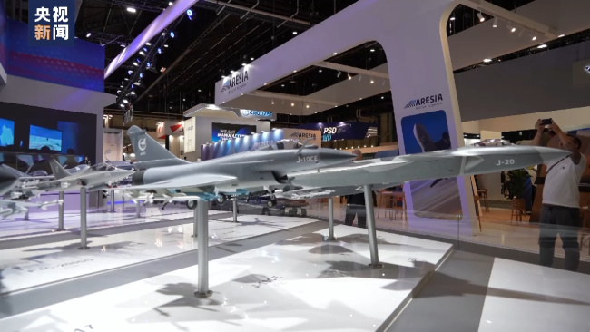 Empresas chinesas apresentam várias novidades no 54o Paris Air Show