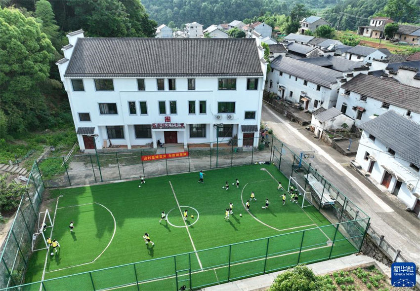 Zhejiang: projeto de requalifica??o rural com resultados tangíveis após 20 anos de implementa??o