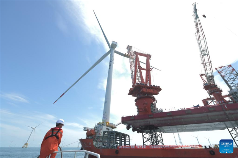 Constru??o da turbina eólica offshore gigante é concluída em Fuzhou