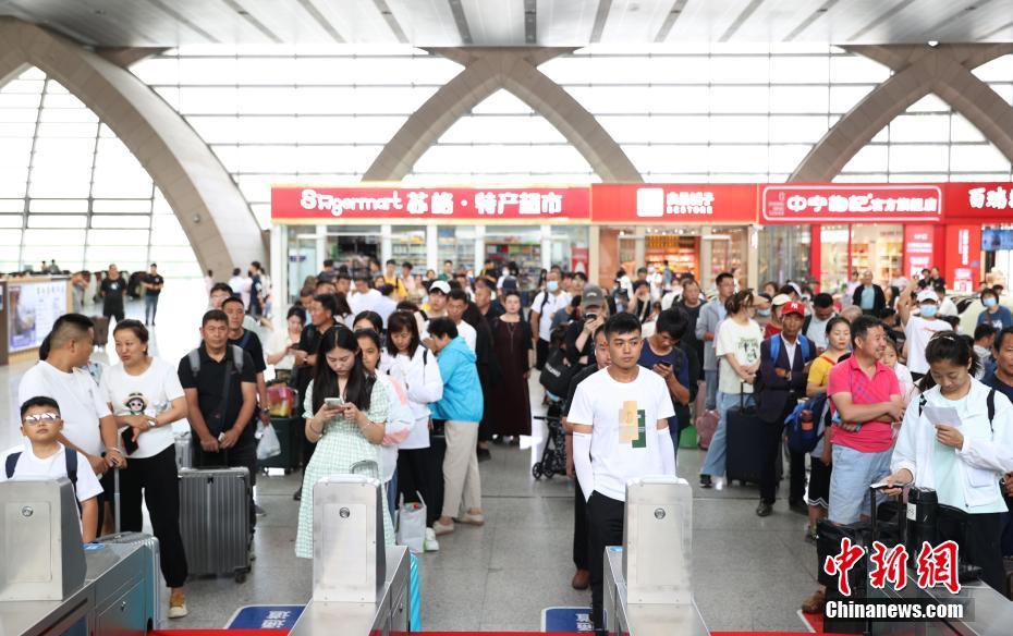 China deverá registrar 760 milh?es de viagens ferroviárias na alta temporada de ver?o