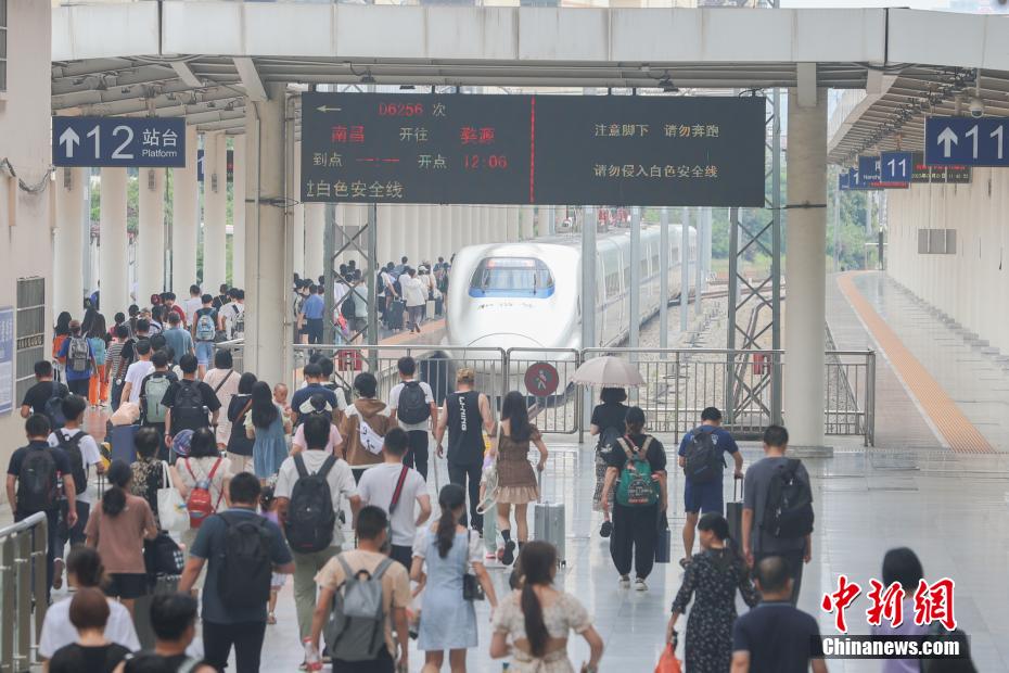 China deverá registrar 760 milh?es de viagens ferroviárias na alta temporada de ver?o