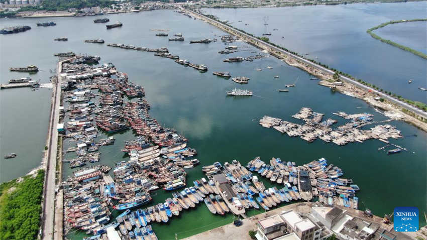 China eleva resposta a tuf?o ao nível mais alto à medida que Doksuri se fortalece