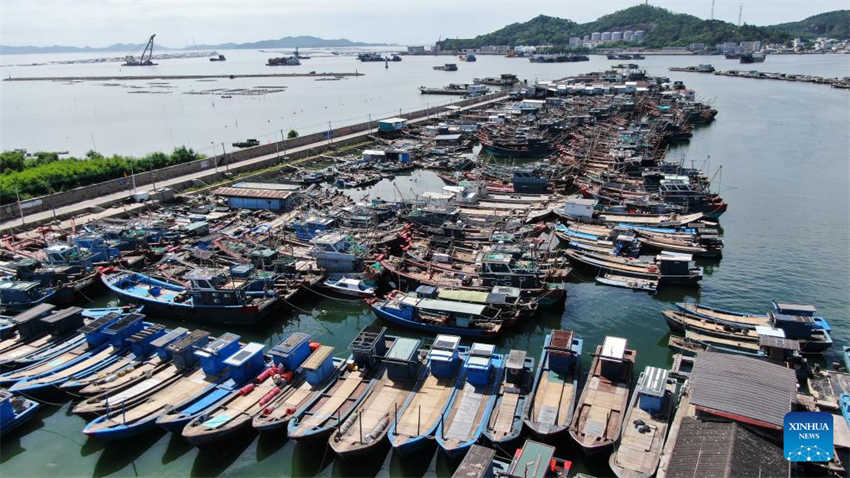 China eleva resposta a tuf?o ao nível mais alto à medida que Doksuri se fortalece